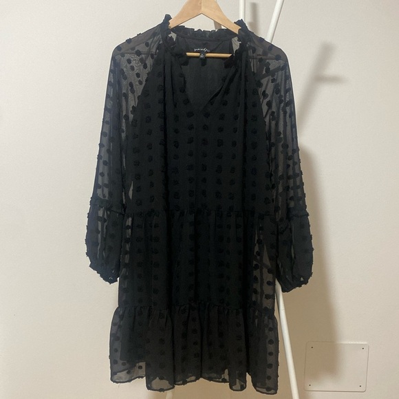 Sam and Jess Dresses & Skirts - Elegant Black Mini Dress